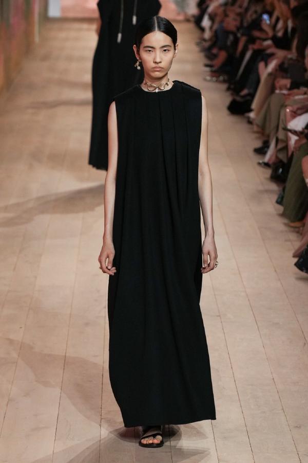 Dior Fall 2023 Haute Couture collectionFashionela